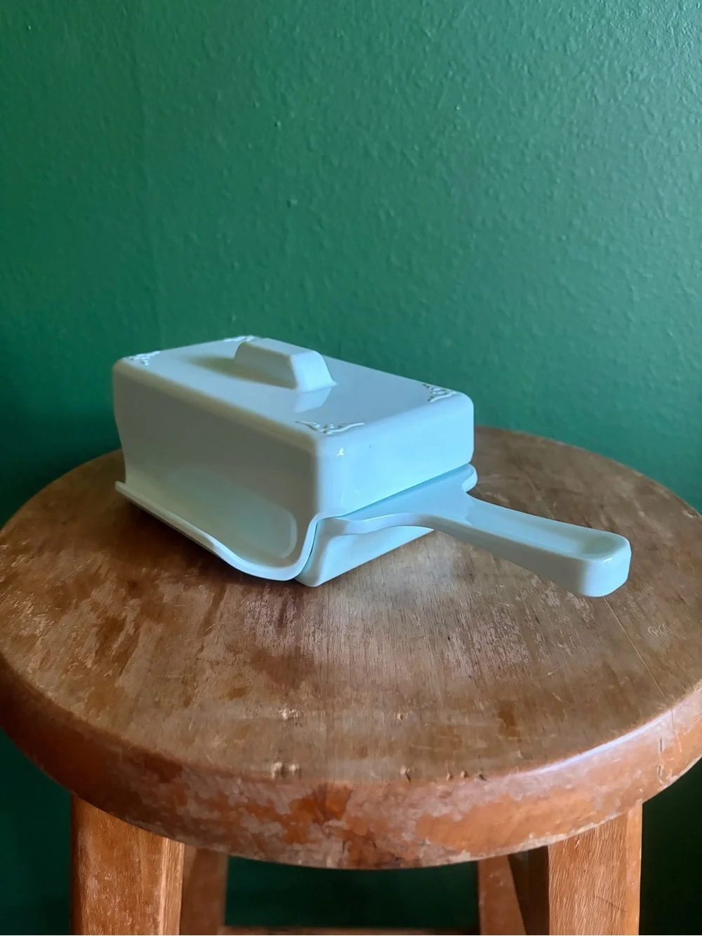 Vintage MCM melamine covered Butter Dish in baby blue